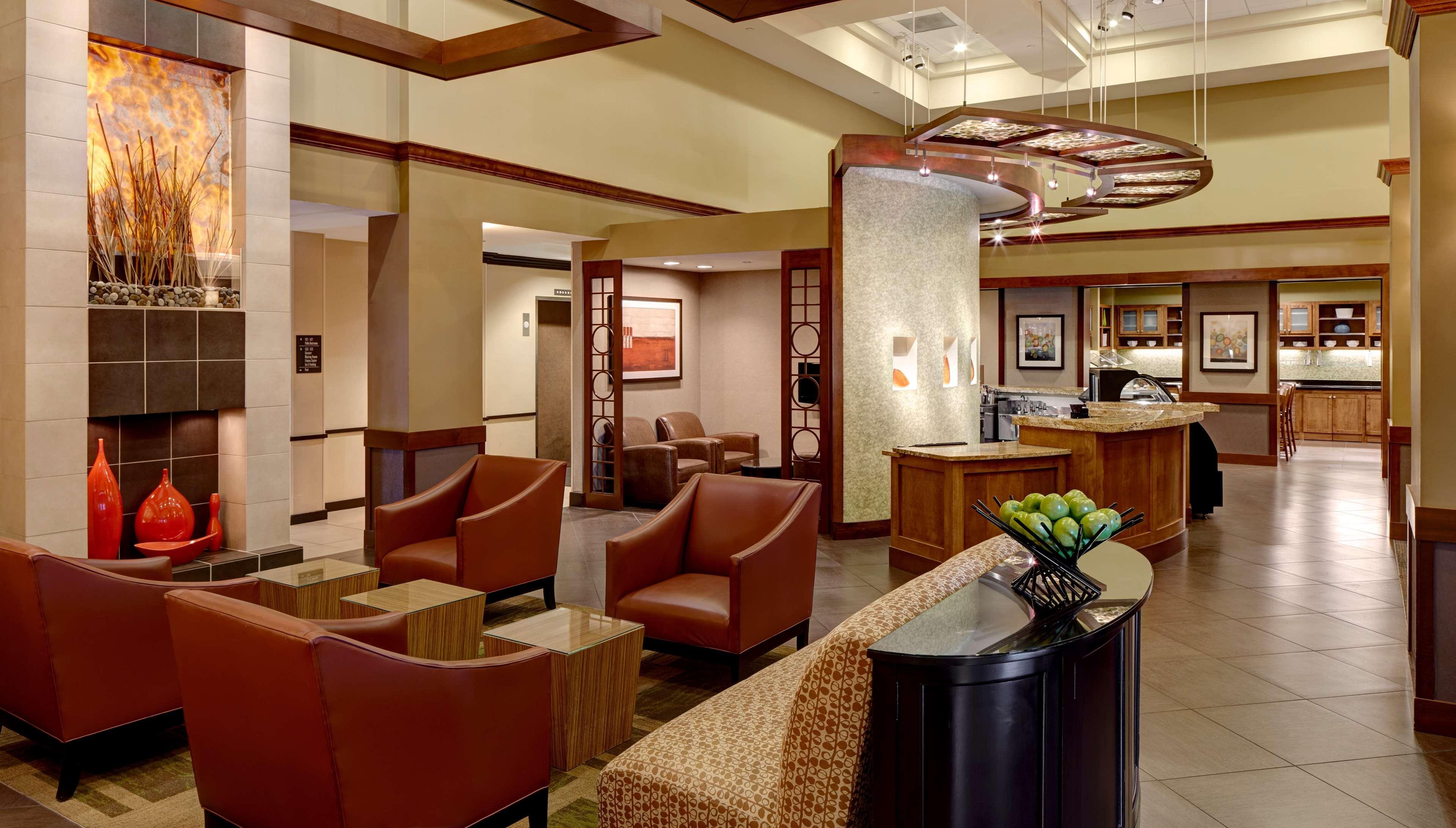 Wyndham Garden Kansas City Airport Exterior foto