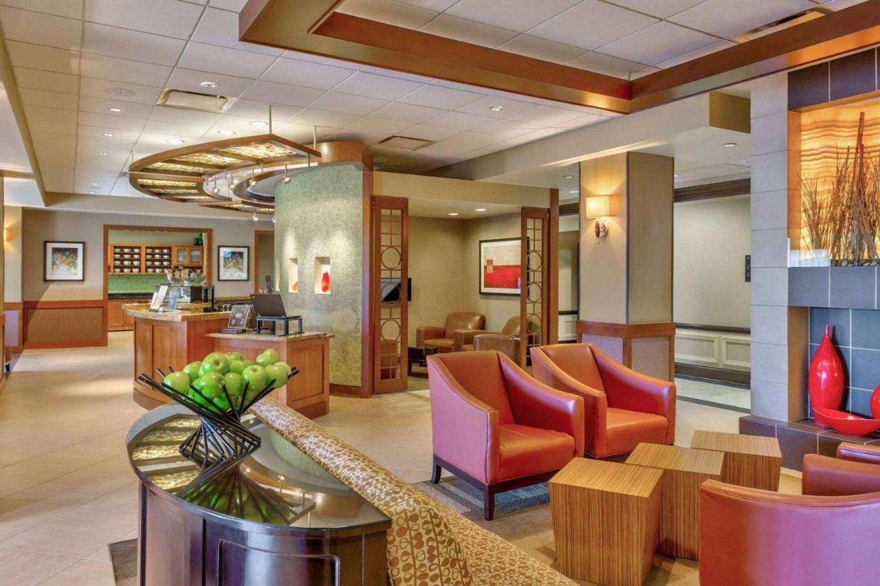 Wyndham Garden Kansas City Airport Exterior foto