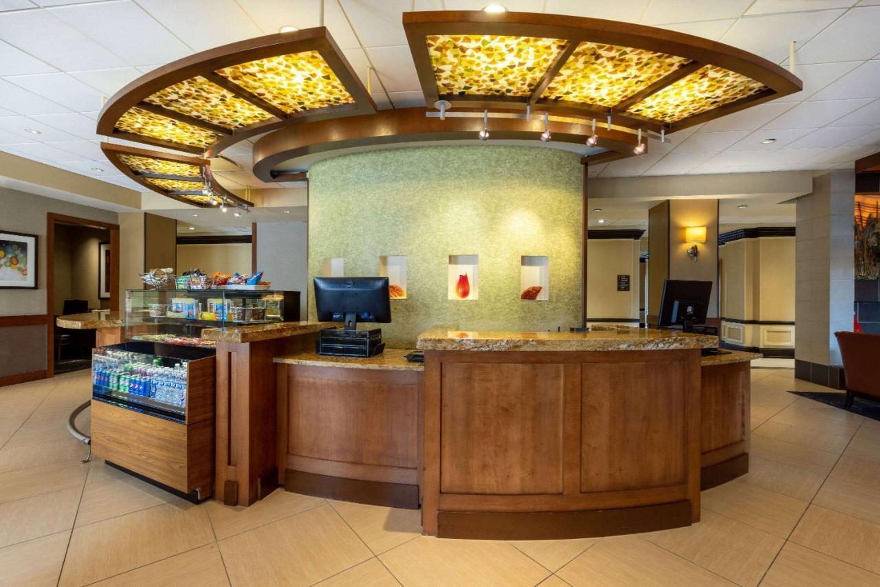 Wyndham Garden Kansas City Airport Exterior foto